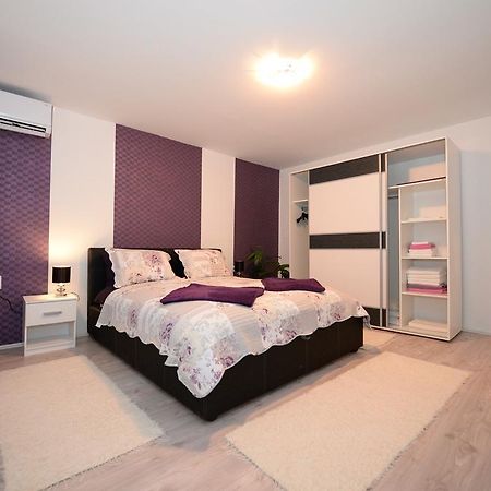 Madea Apartment 36 Novi Sad Bilik gambar