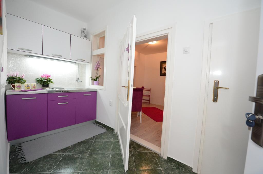 Madea Apartment 36 Novi Sad Bilik gambar