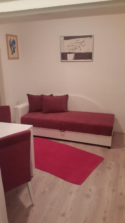 Madea Apartment 36 Novi Sad Bilik gambar